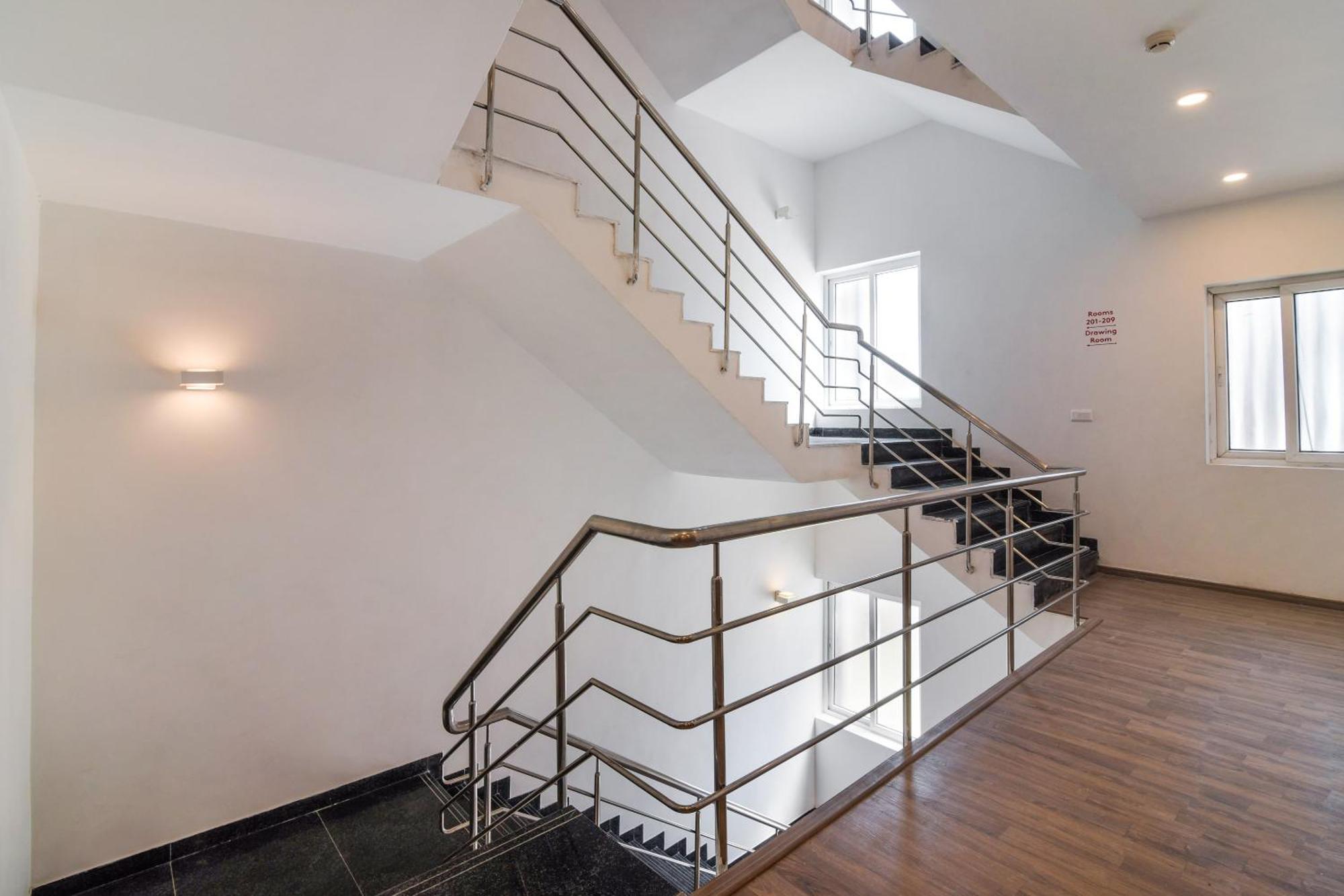 Super Townhouse Xotel チェンナイ エクステリア 写真