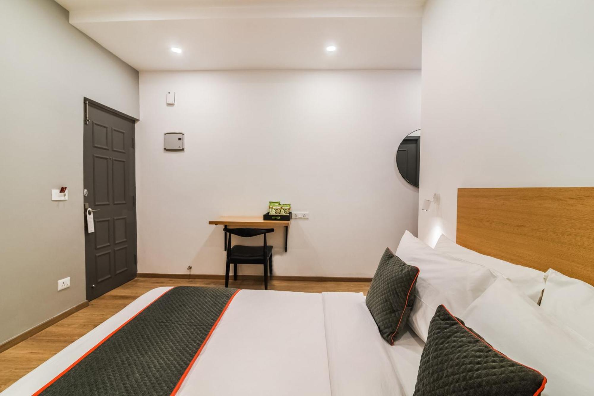 Super Townhouse Xotel チェンナイ エクステリア 写真