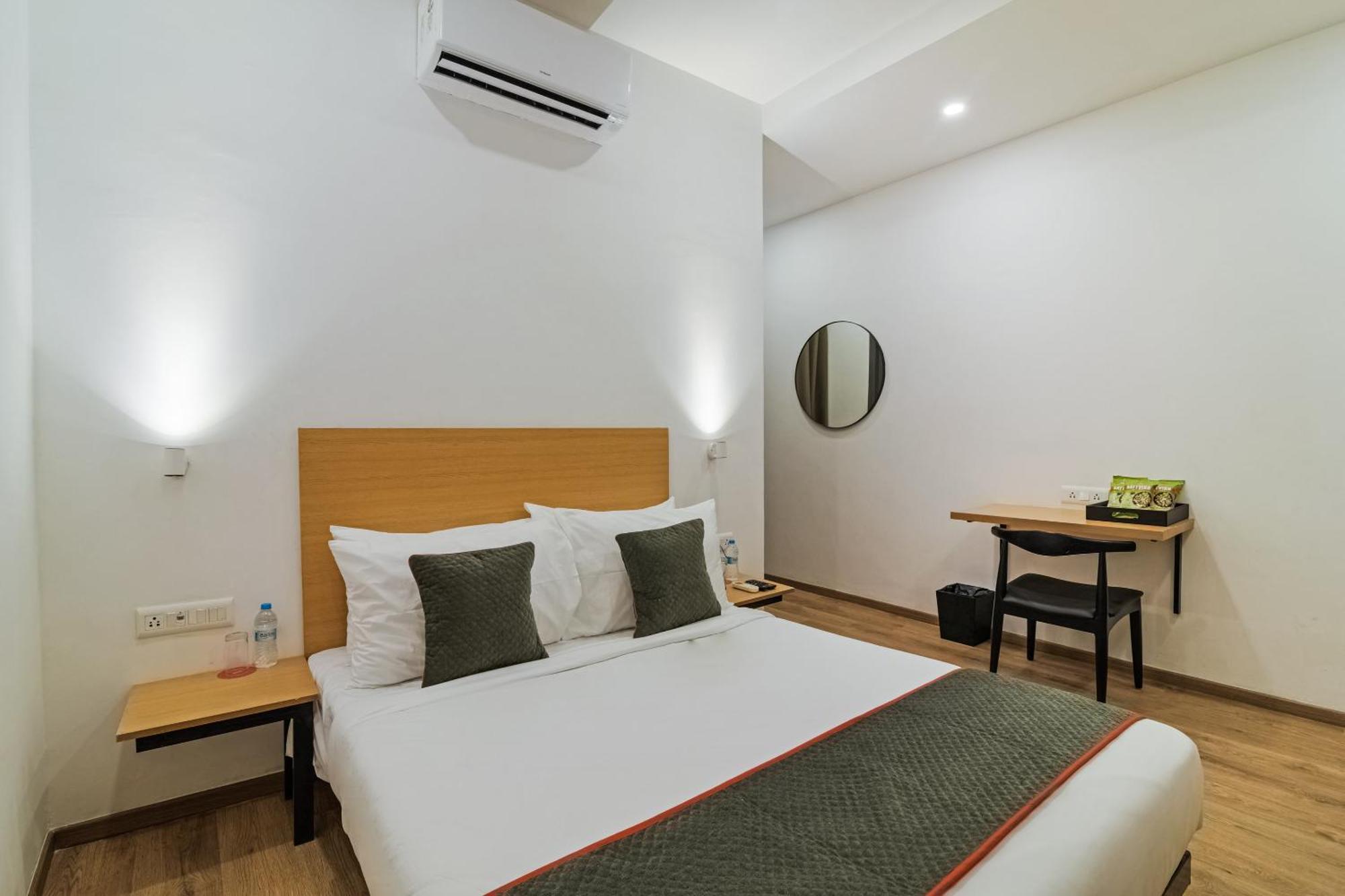 Super Townhouse Xotel チェンナイ エクステリア 写真