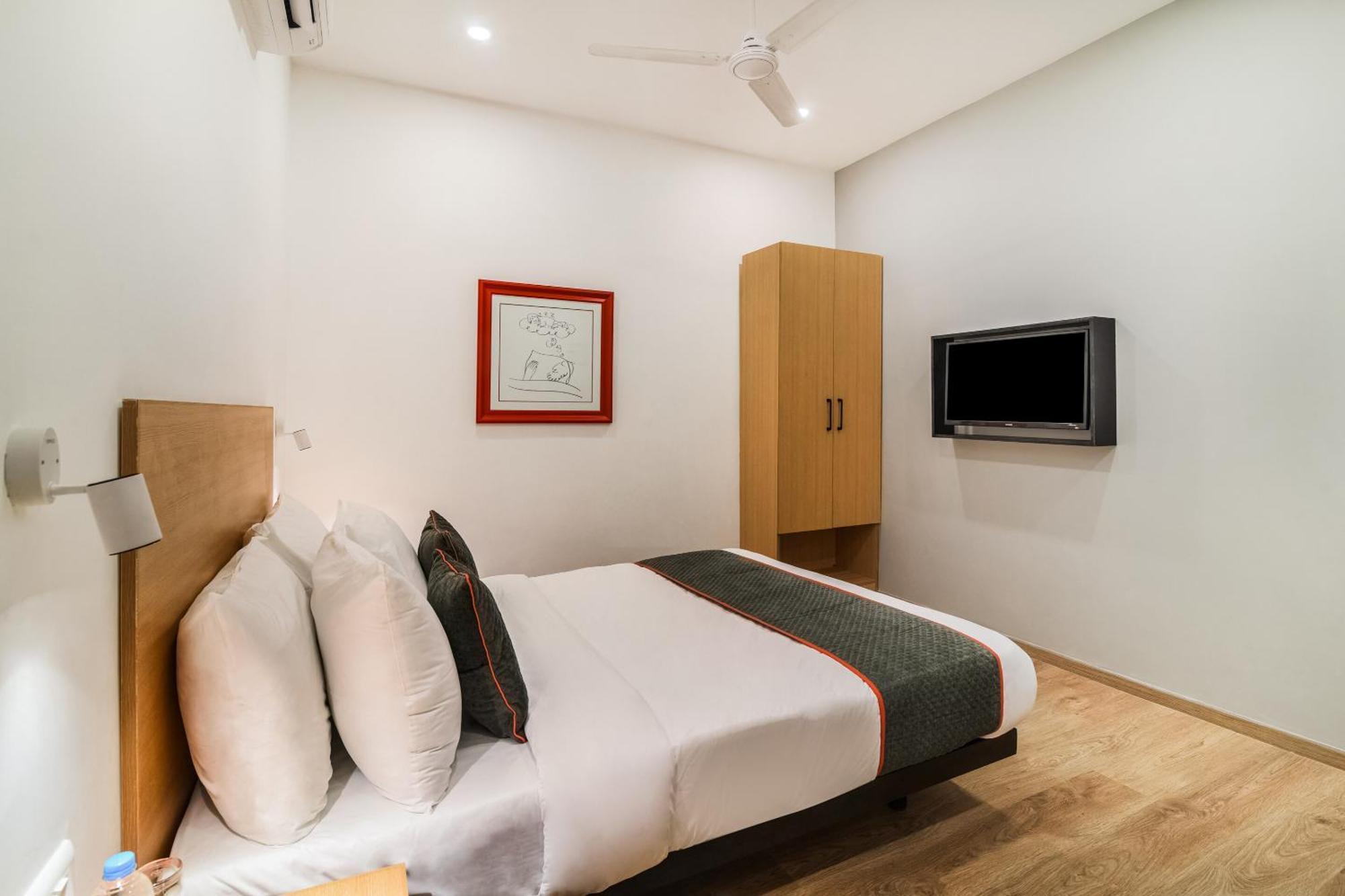 Super Townhouse Xotel チェンナイ エクステリア 写真